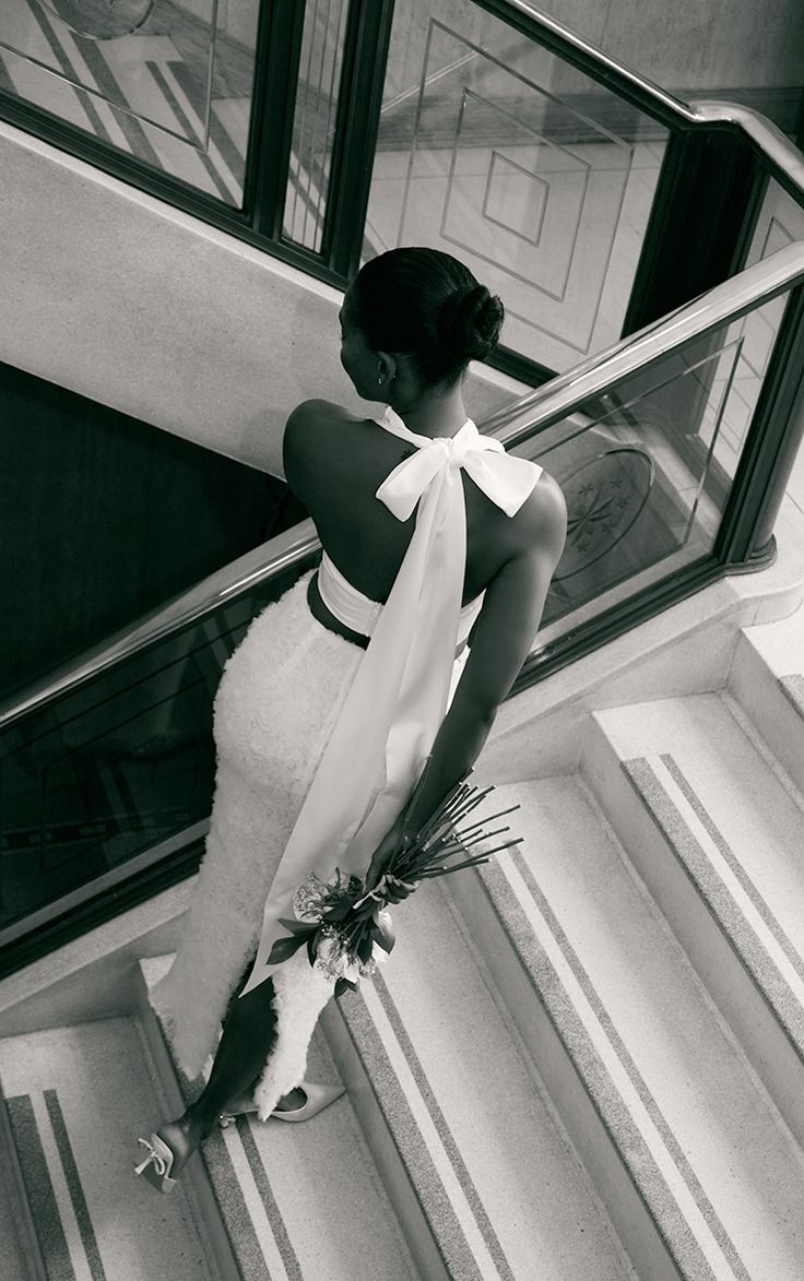 White Dresses: Effortless Beauty and Pure Elegance
