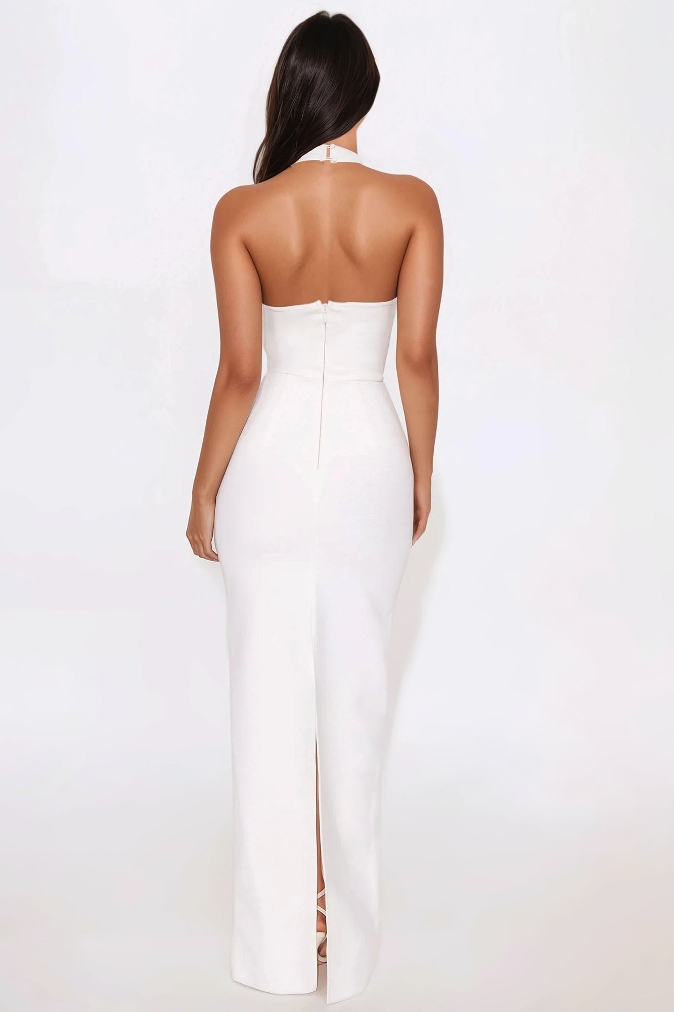 https://cdn.shopify.com/s/files/1/0293/9277/files/03-21-25_S5_38_24GWQ16134_White_AE_AP_11-16-23_7288-Amira_CM_PXF.jpg?v=1743446479