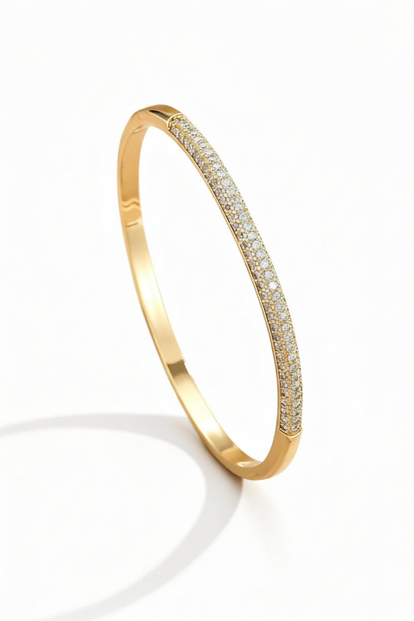 CÉLESTE CHAIN