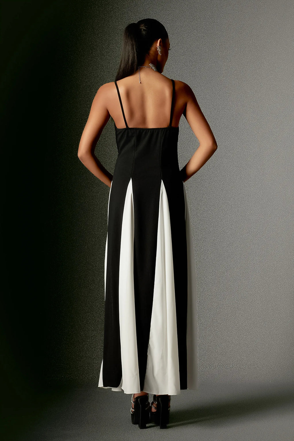 LLstyle Flowy Spaghetti Straps Sleeveless Maxi Dress