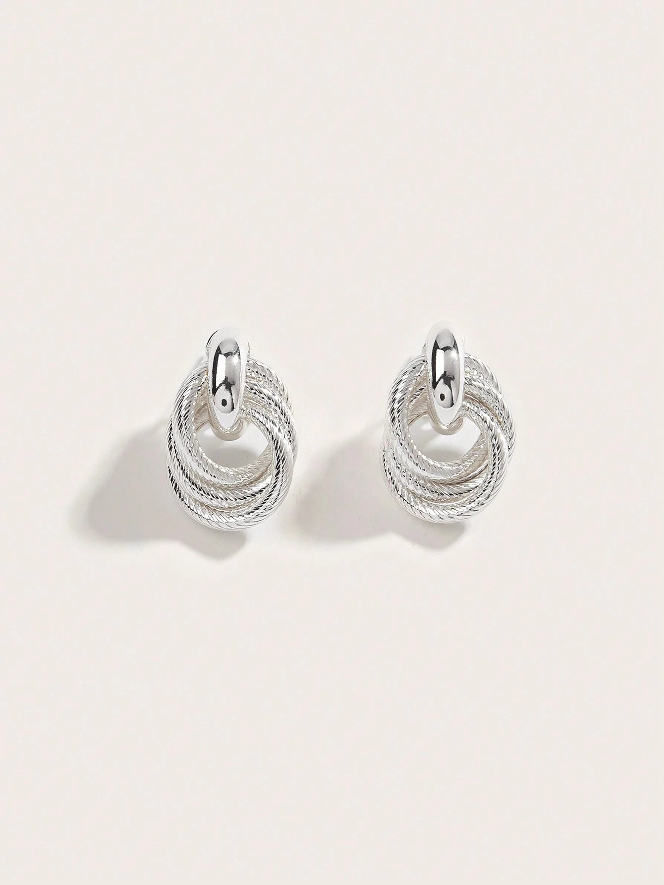 AURELIA TWIST