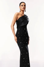 Kaelis Black One-Shoulder Midi Dress